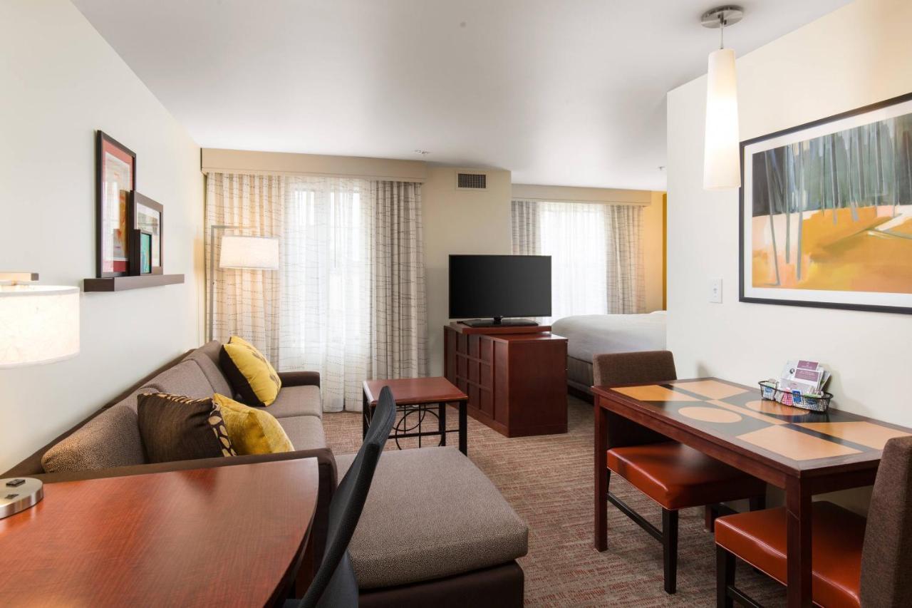 Residence Inn By Marriott Springfield Old Keene Mill Exteriör bild