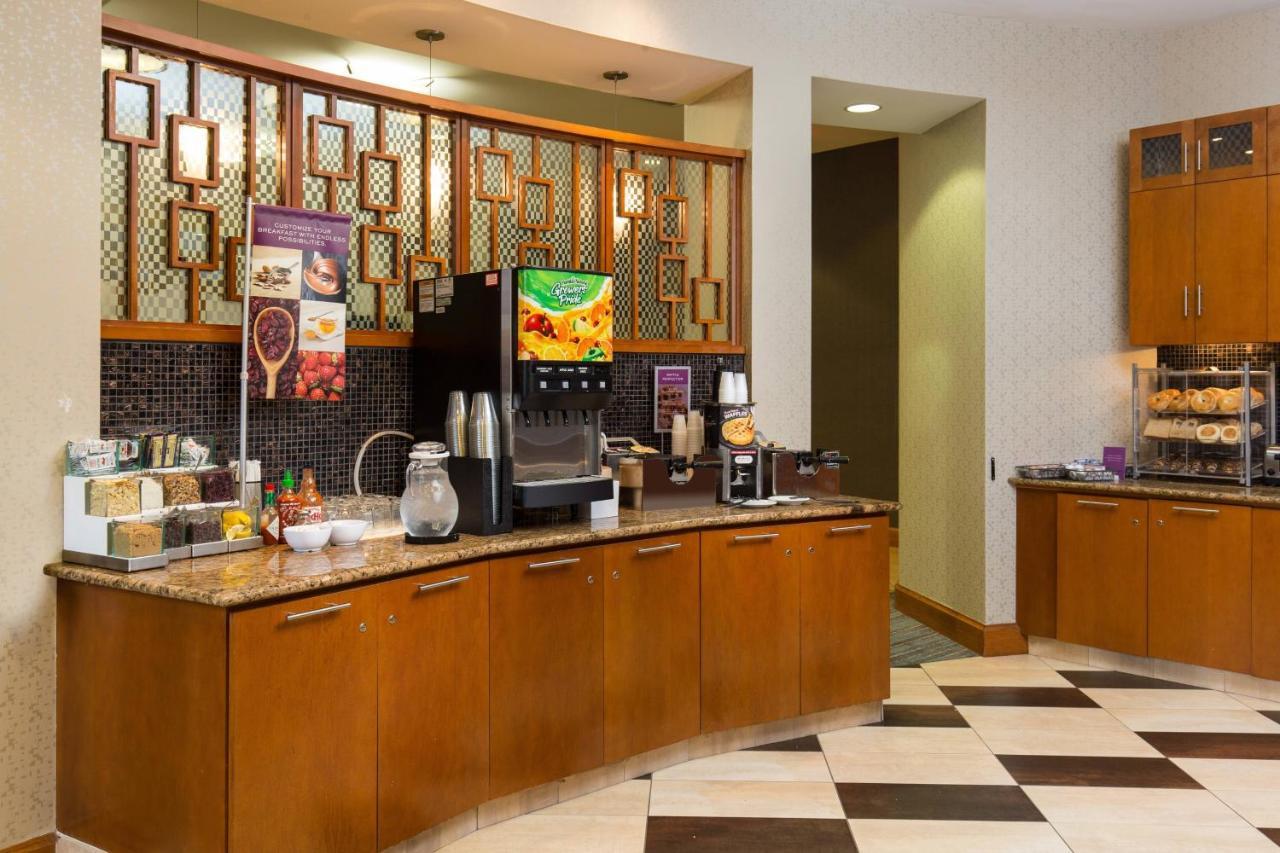 Residence Inn By Marriott Springfield Old Keene Mill Exteriör bild