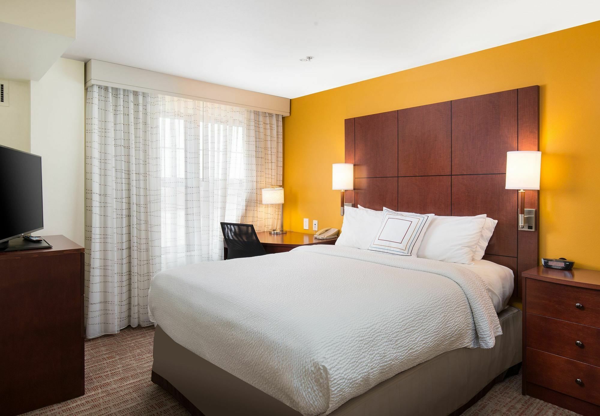 Residence Inn By Marriott Springfield Old Keene Mill Exteriör bild