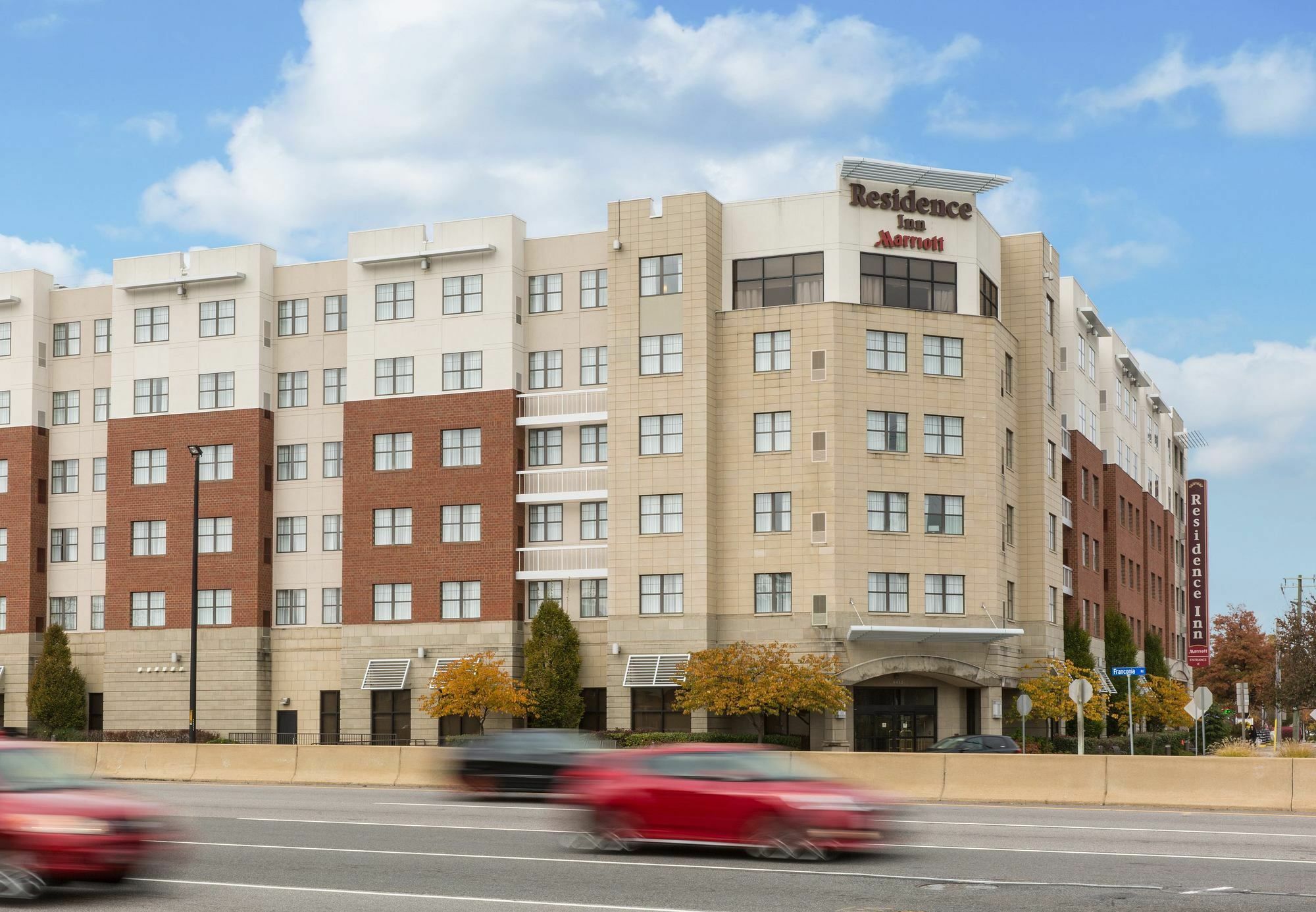 Residence Inn By Marriott Springfield Old Keene Mill Exteriör bild